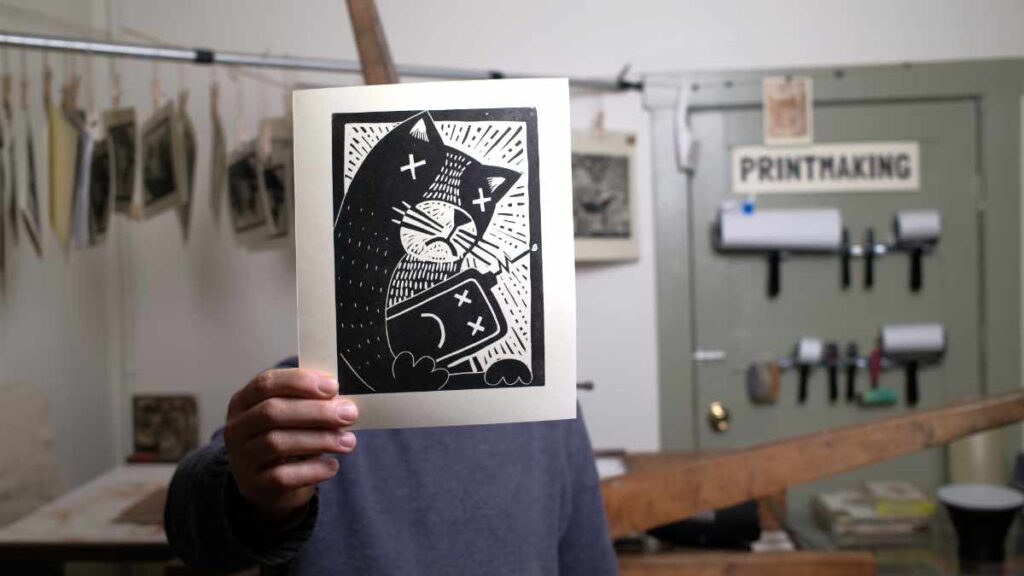 PortraitWithPhoneZombieCat