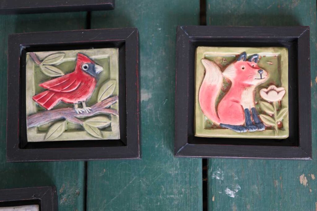 FoxAndCardInFrame